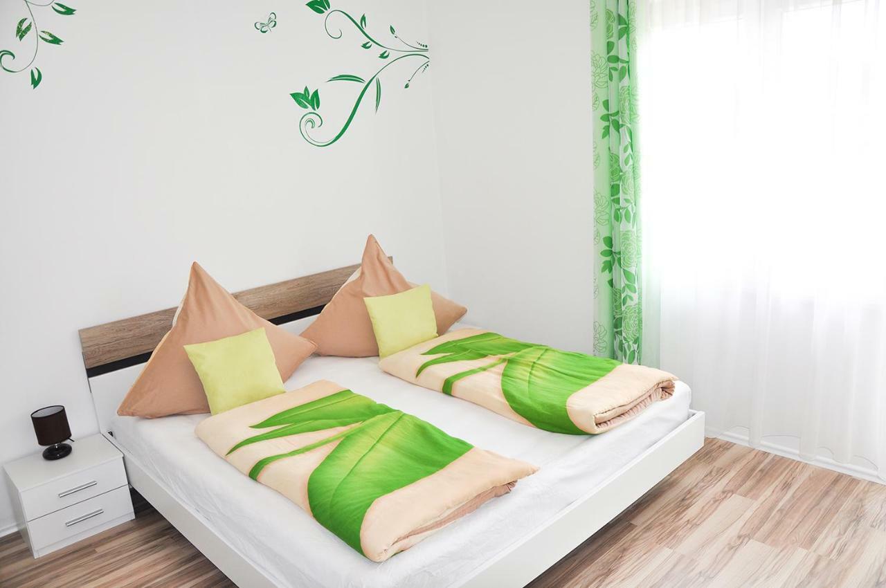 Short Street Apartments Kaštela المظهر الخارجي الصورة