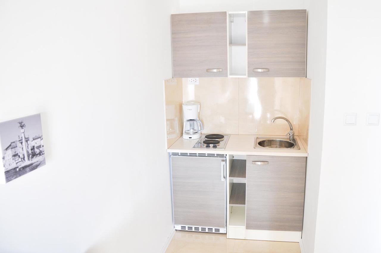 Short Street Apartments Kaštela المظهر الخارجي الصورة